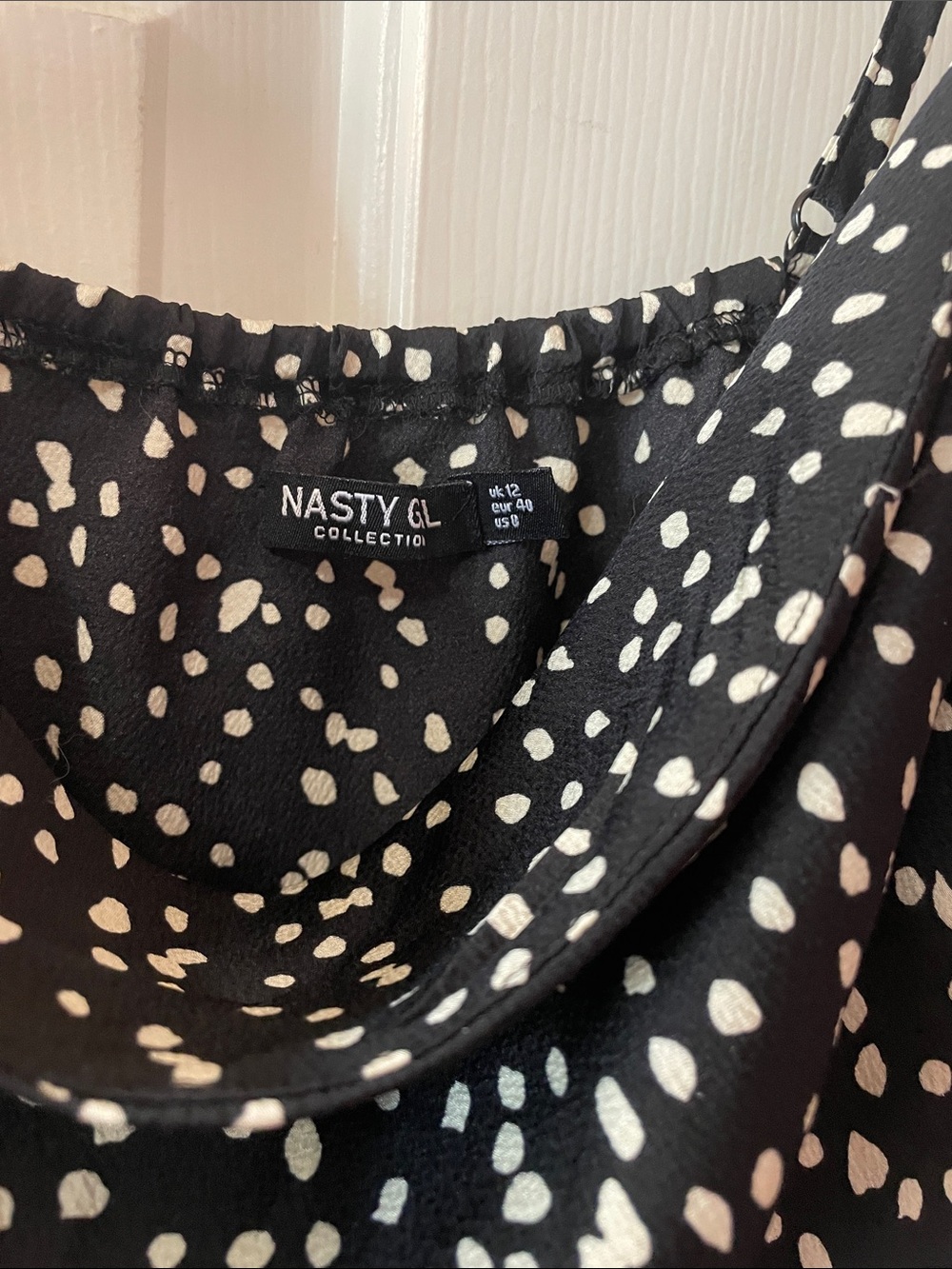 NASTY GAL COWL NECK CROP CAMI - Picture 4 of 7